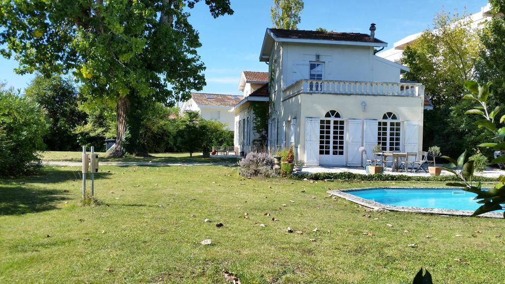 Chambres D'Hotes Les Marronniers Burdeos Exterior foto